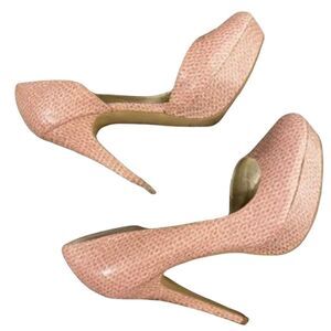 GUESS blush pink snakeskin platform pump heels